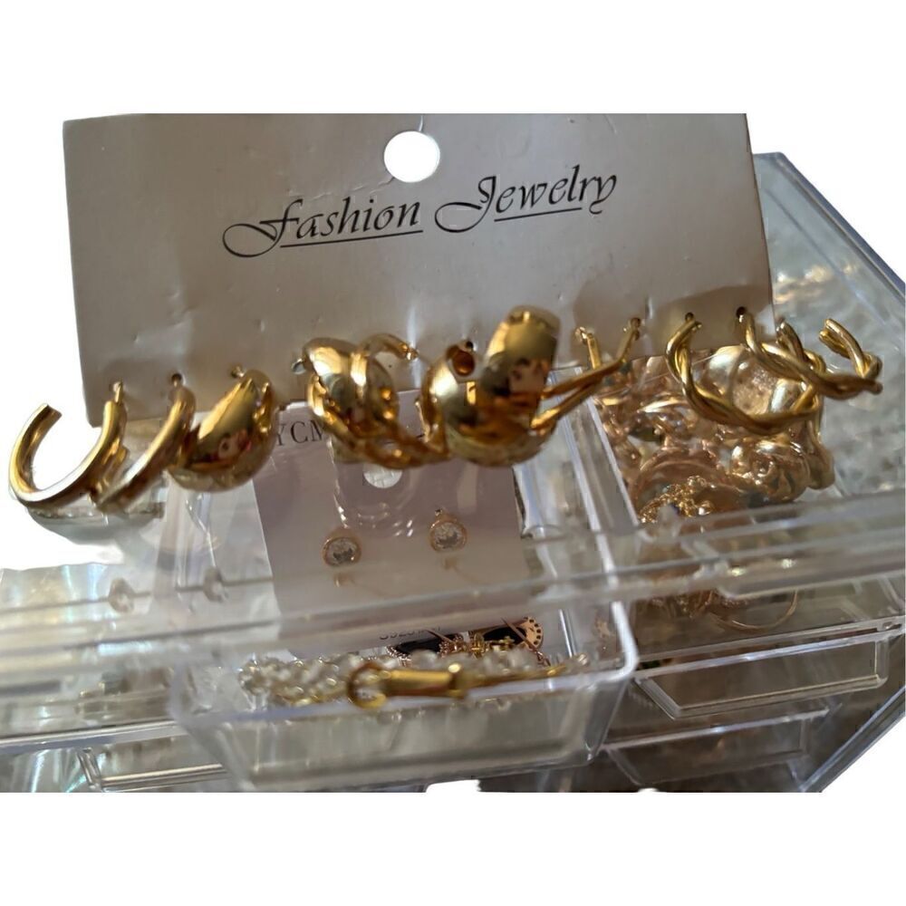 Gold Earings Rings