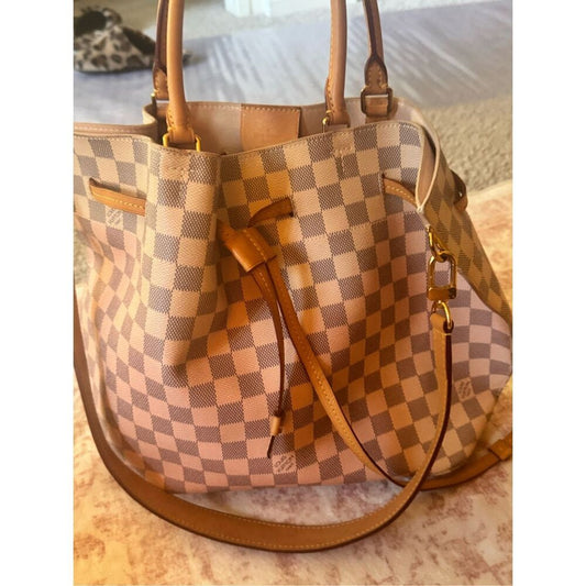 Louis Vuitton bag