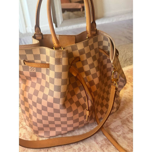 Louis Vuitton bag
